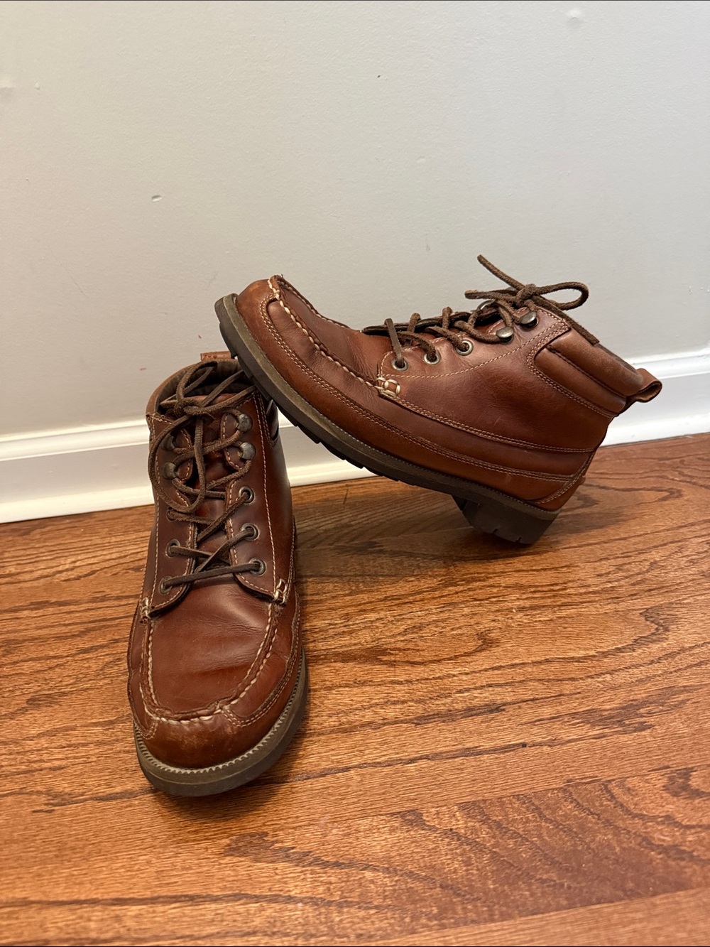 Cabela's Brown Leather Chukka Moc Toe Lace-Up Boots
